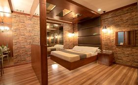 Victoria Court Las Pinas